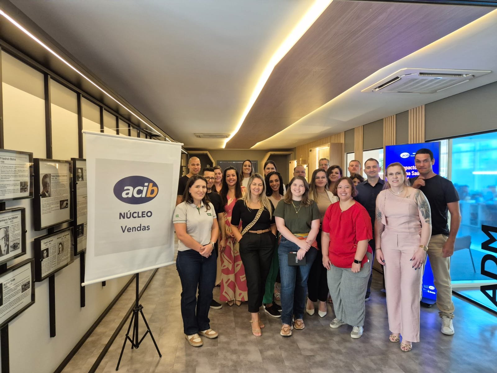 Equipe do Núcleo de Vendas da ACIB